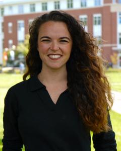 Lauren Speare Headshot