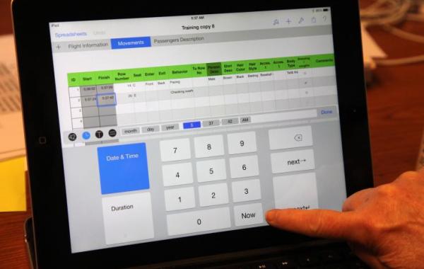 iPad app for recording passenger movement on aircraft