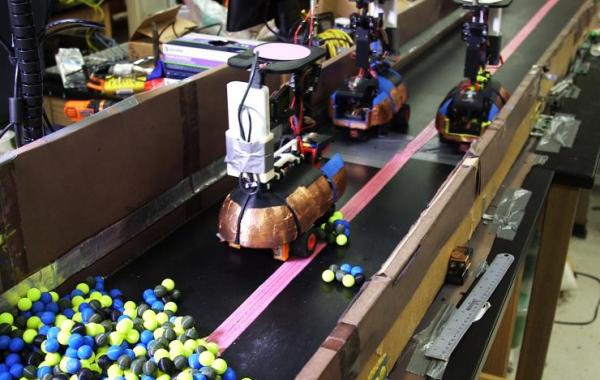 Robots moving in confined spaces